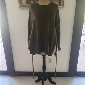 THEORY  | Women's Olive Sweater